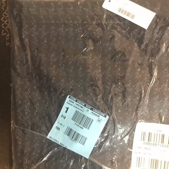 NWT $128 No. 2 Pencil Skirt in Shadow Houndstooth - Picture 3 of 3